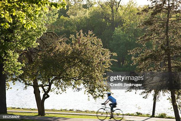 minneapolis spring, lake of the isles scenic. - minneapolis park stock pictures, royalty-free photos & images