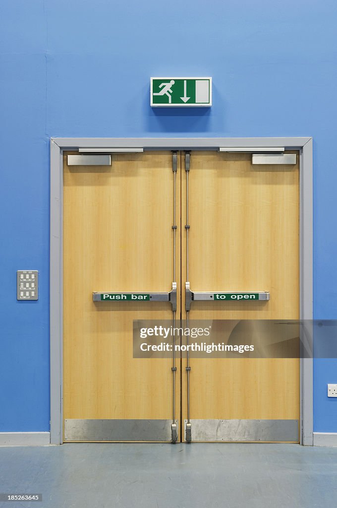 Portas corta-fogo de Emergência