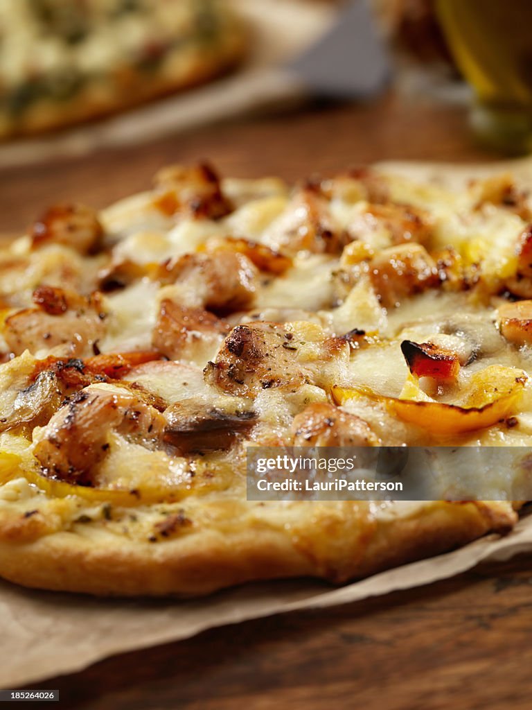 Grilled Chicken and Roasted Pepper Pizza