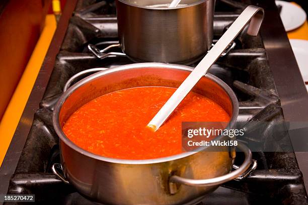 gourmet tomato sauce with tuna - dirty pan stock pictures, royalty-free photos & images