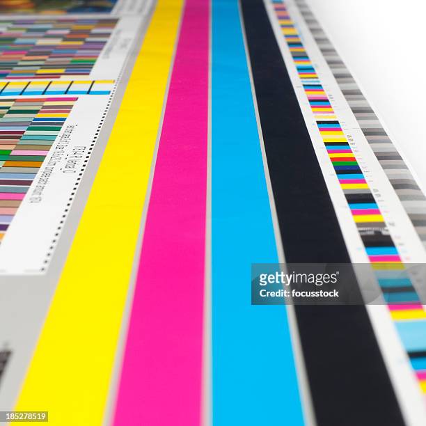 cmyk farbe führer - printmaking technique stock-fotos und bilder