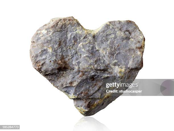 stone heart - steen stockfoto's en -beelden