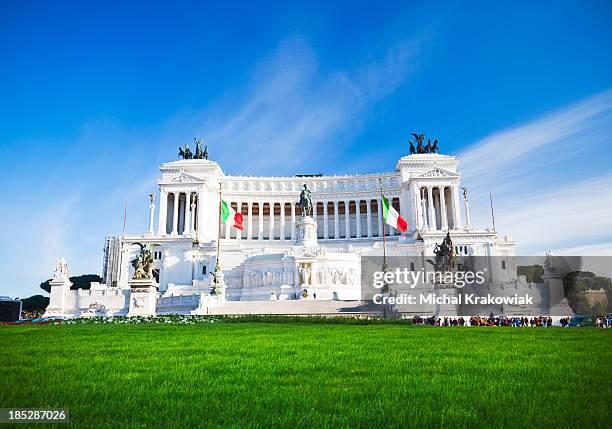 il vittoriano - altare della patria foto e immagini stock