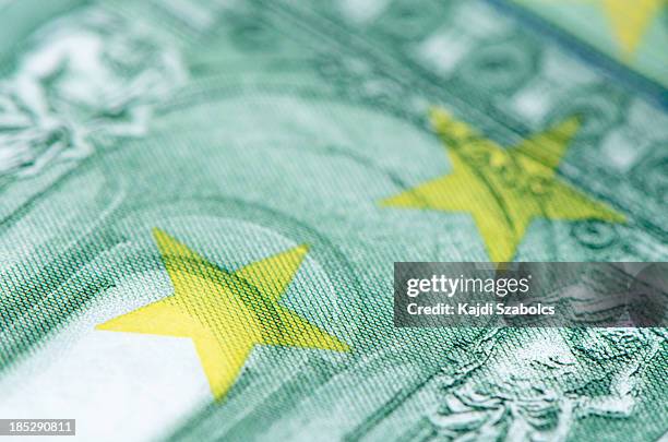 valuta dei paesi europei. - banconota da venti euro foto e immagini stock