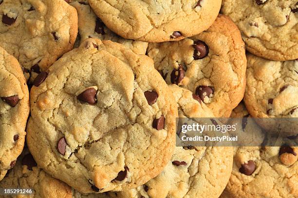 cookie background - chocolate chip cookies stock pictures, royalty-free photos & images