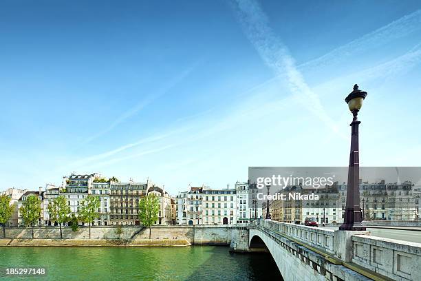 beautiful paris - quayside stock pictures, royalty-free photos & images