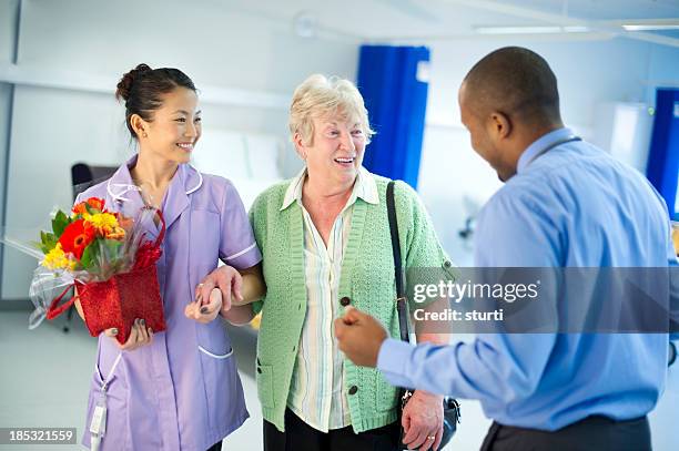 hospital welcome - hip replacement stock pictures, royalty-free photos & images