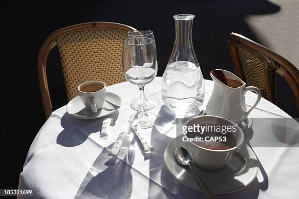 outdoor chocolate and coffee in paris - coffee on patio stock pictures, royalty-free photos & images