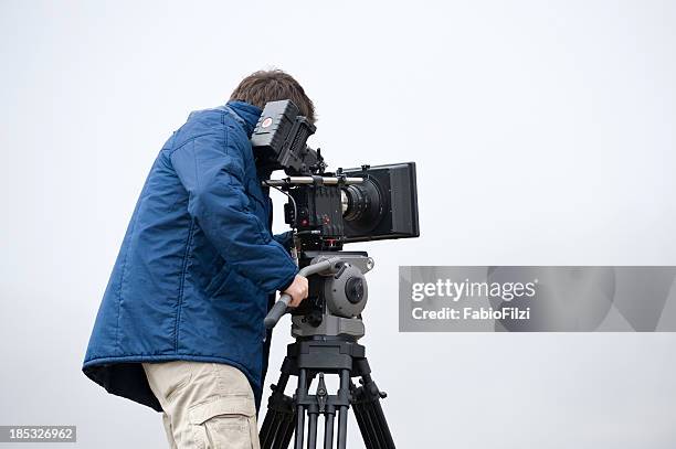 professional video cameraman - cameraman stockfoto's en -beelden