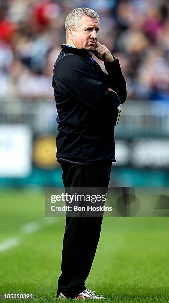 Head coach Lyn Jones of Newport looks on prior to the Amlin Challenge Cup match between Bath and Newport Gwent Dragons at Recreation Ground on...