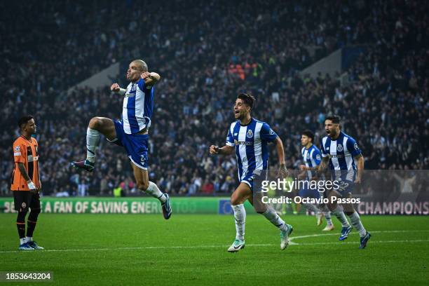 Pepe of FC Porto celebrates scoring their team's fourth goal during the UEFA Champions League match between FC Porto and FC Shakhtar Donetsk at...