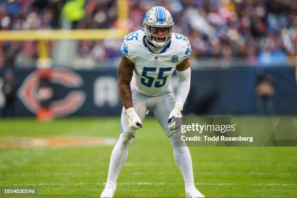 Linebacker Derrick Barnes of the Detroit Lions sets up for the snap during an NFL football game against the Chicago Bears at Soldier Field on...