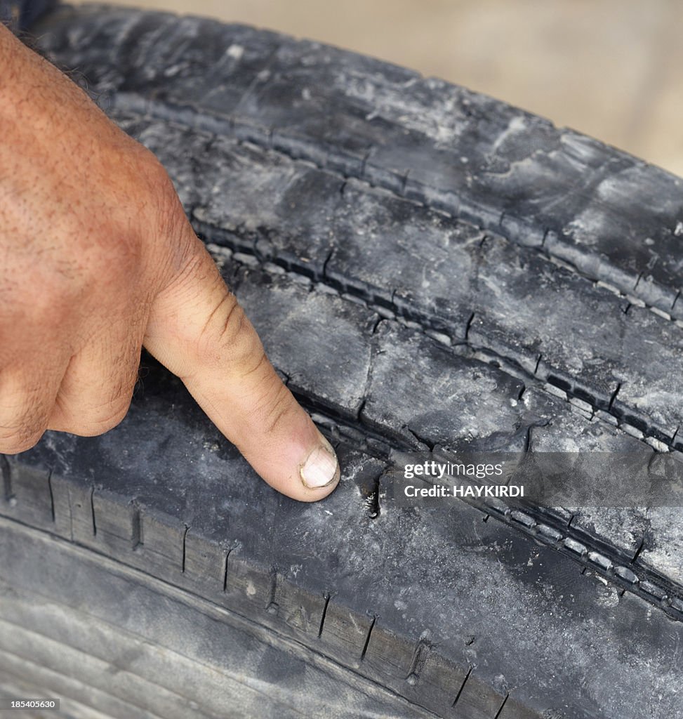 Accident Risk with unsafe tire