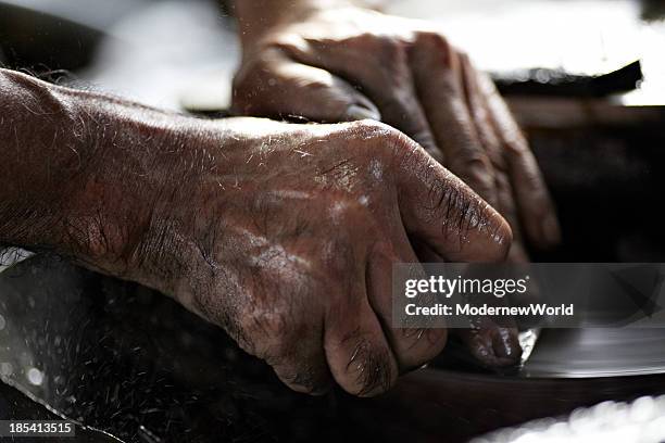 artisan sharpening blade of the plane in sanjo - 職人 ストックフォトと画像