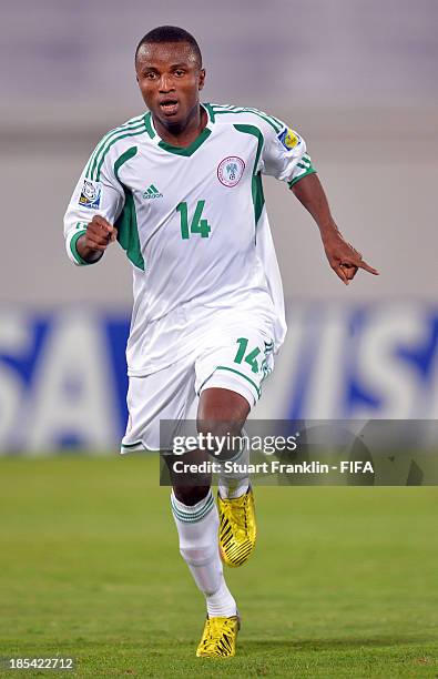 Chidiebere Nwakali of Nigeria in action during the FIFA U17 World Cup group F match between Mexico and Nigeria at Khalifa Bin Zayed Stadium on...