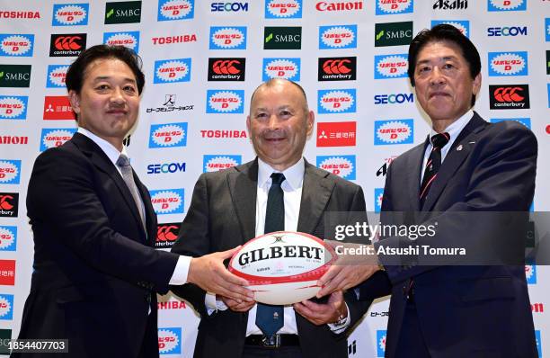 Japan Rugby Football Union Managing Director Kensuke Iwabuchi, Japan national team new head coach Eddie Jones and Japan Rugby Football Union...