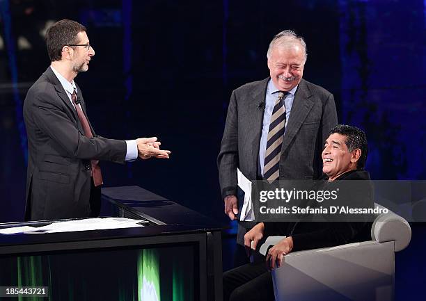 Fabio Fazio, Gianni Mina and Diego Armando Maradona attend 'Che Tempo Che Fa' TV Show on October 20, 2013 in Milan, Italy.