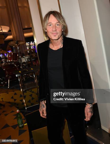 Keith Urban poses during the Fontainebleau Las Vegas Star-Studded Grand Opening Celebration on December 13, 2023 in Las Vegas, Nevada.