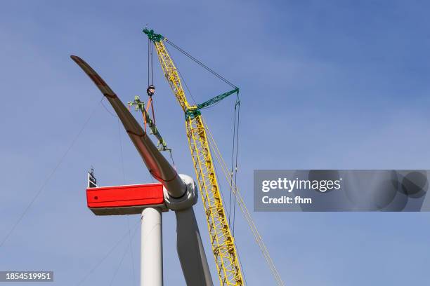 Generator Rotor Lift 170 Generator Rotor Stock Photos, High-Res Pictures, and Images - Getty ...