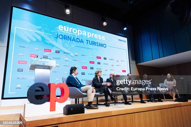 The CEO of Iati Seguros, Alfonso Calzado, the director of Sustainability at Iberia, Teresa Parejo, the general director of the Control Board of the...