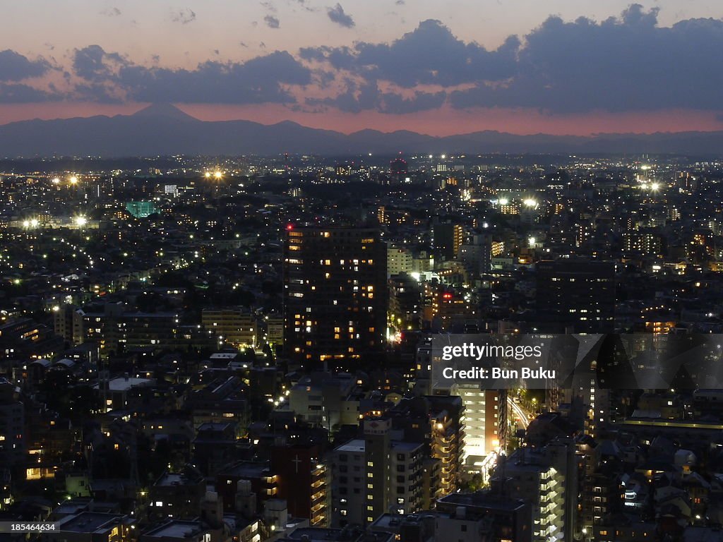 Nightfall at Tokyo