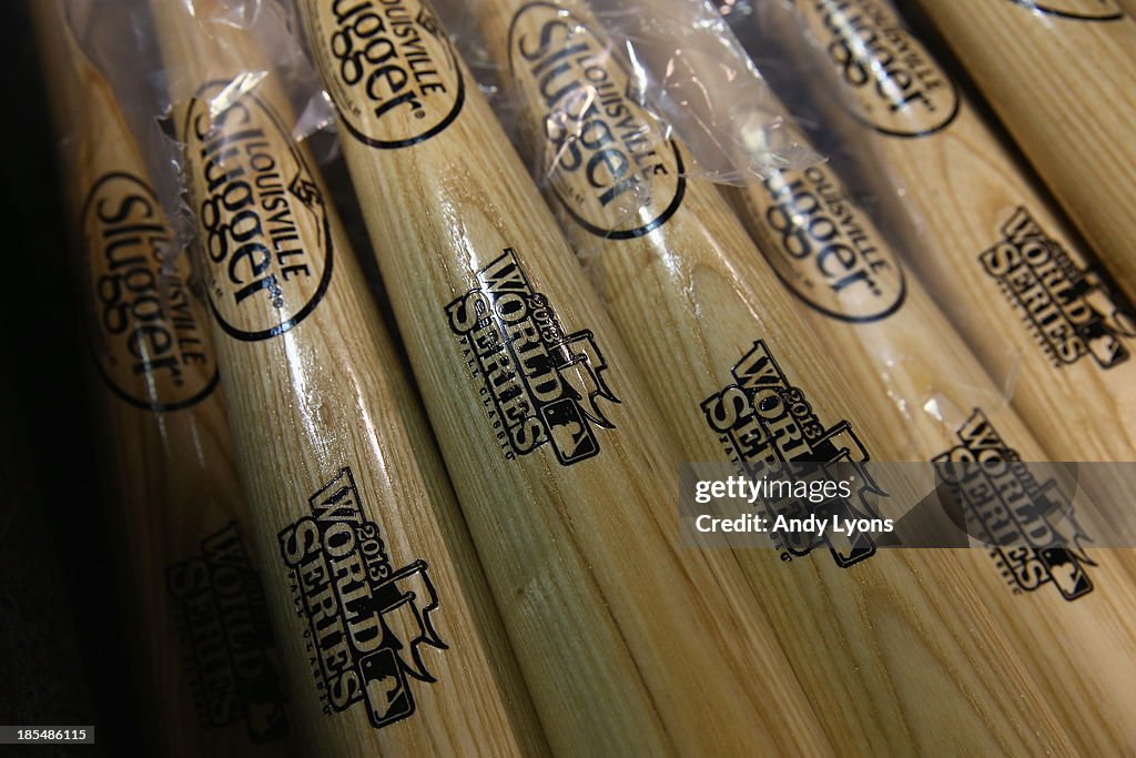 2013 Louisville Slugger World Series Bats Production