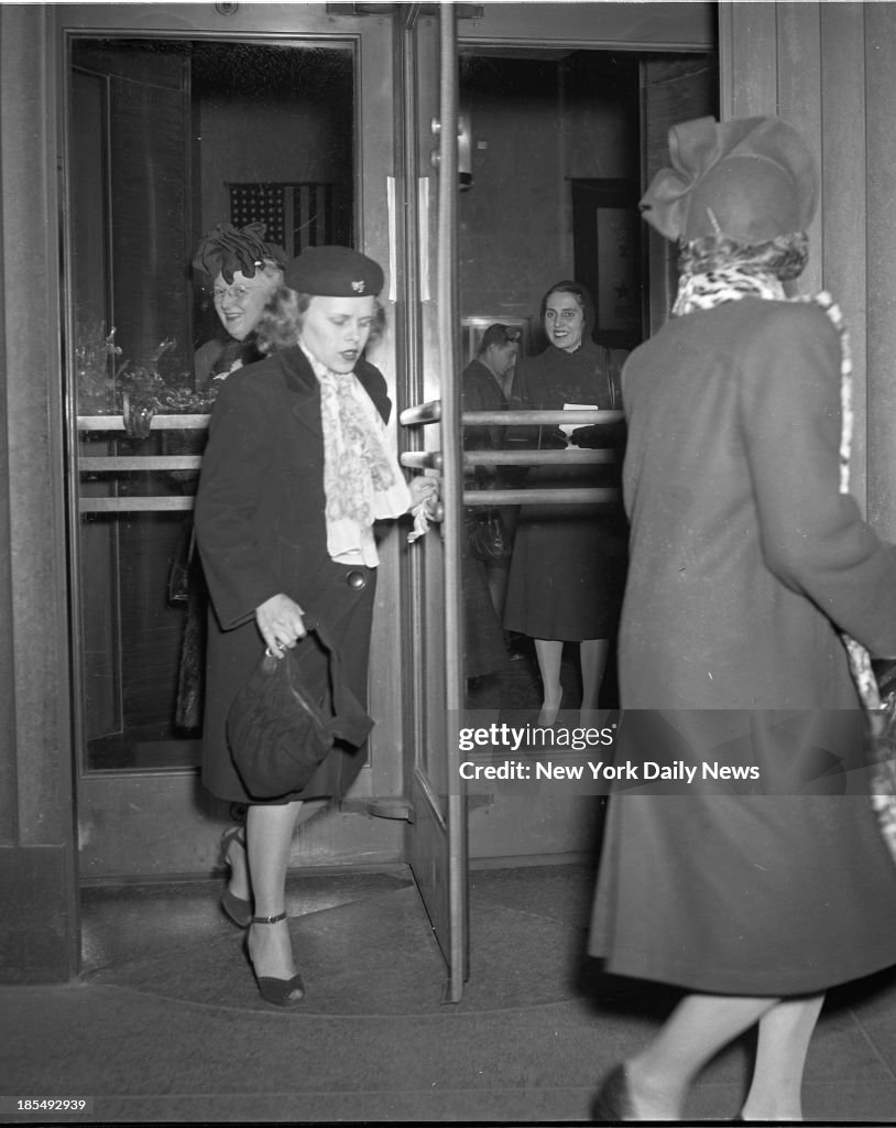 Olga Rocco Pearl Lusk, who unwittingly aided in shooting of Mrs. Olga Rocco on ...