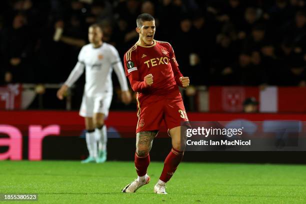 Slobodan Rubezic of Aberdeen celebrates as Luis Lopes of Aberdeen scores their team's first goal during the UEFA Europa Conference League 2023/24...