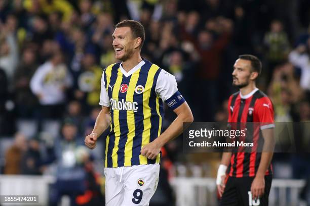 Edin Dzeko of Fenerbahce celebrates after scoring their team's third goal during the UEFA Europa Conference League match between Fenerbahce SK and FC...