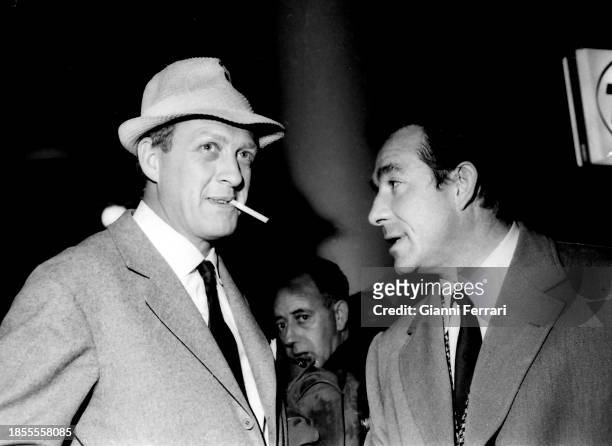 Italian actors Raimondo Vianello and Ugo Tognazzi (1922-1990, Madrid, Spain, 1962