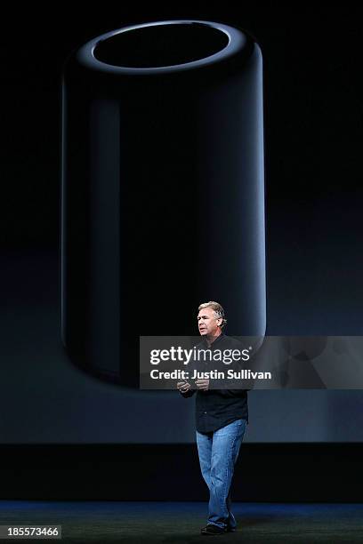 Apple Senior Vice President of Worldwide Marketing Phil Schiller announces the new Mac Pro during an Apple announcement at the Yerba Buena Center for...