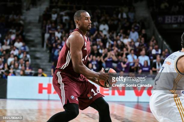 Serge Ibaka of FC Bayern Munich in action during the Turkish Airlines EuroLeague Regular Season Round 14 match between Real Madrid and FC Bayern...