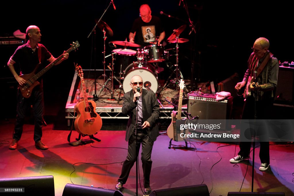 Graham Parker And The Rumour Perform In Leeds