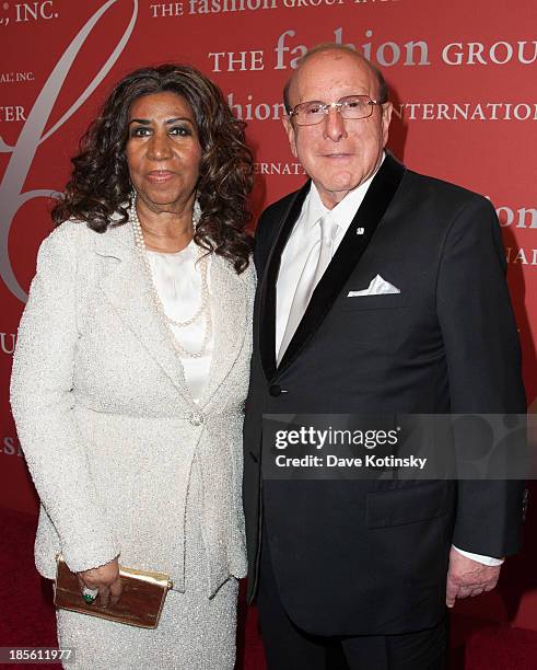 Singer Aretha Franklin and music producer Clive Davis attends the 30th Annual Night Of Stars presented by The Fashion Group International>> at...