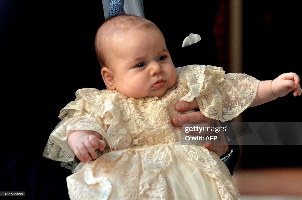 TOPSHOT-BRITAIN-ROYALS-BABY-RELIGION