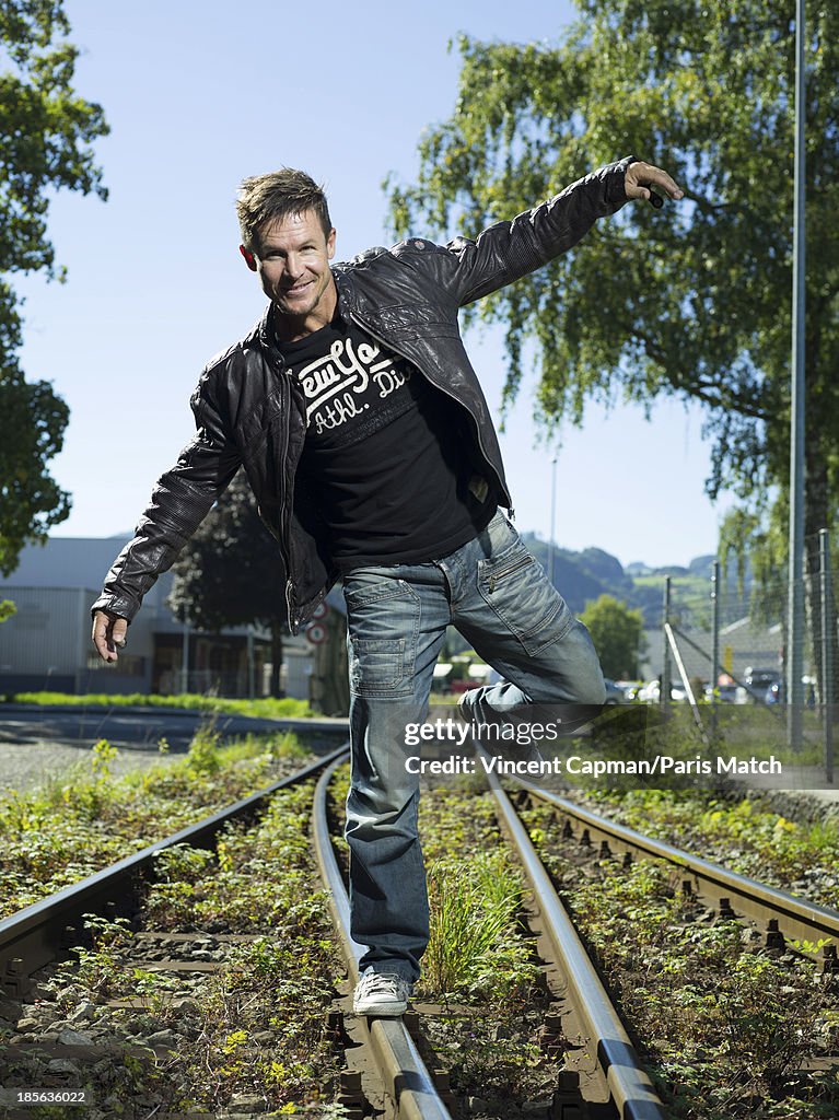 Felix Baumgartner, Paris Match Issue 3361, October 23, 2013