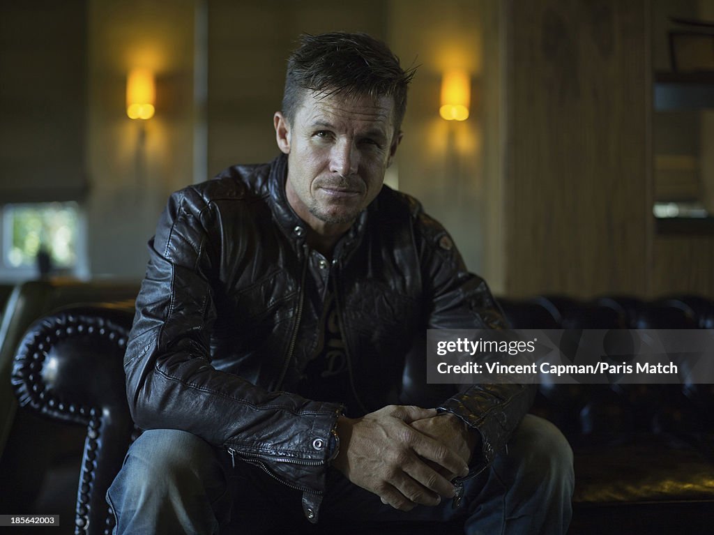 Felix Baumgartner, Paris Match Issue 3361, October 23, 2013