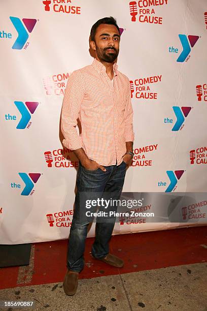 Actor Pardis Parker poses on the red carpet at the 10th annual "Comedy For A Cause" benefiting The Hollywood Wilshire YMCA at The Laugh Factory on...