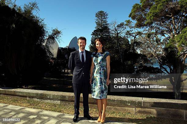 Crown Prince Frederik and Crown Princess Mary of Denmark pose in the gardens of Government House on October 24, 2013 in Sydney, Australia. Prince...