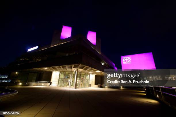 Pink Landmarks 108 Turn London Landmarks Pink Stock Photos, High-Res Pictures, and ...