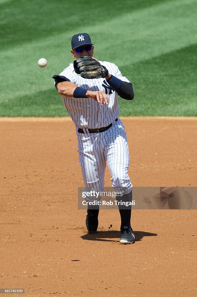 Los Angeles Angels of Anaheim v New York Yankees