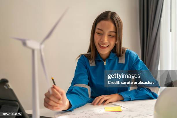 technology innovation learning ,renewable energy. - young inventor stock pictures, royalty-free photos & images