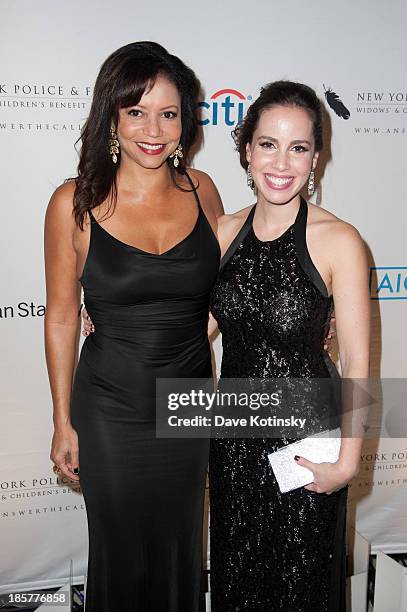 Reuben Singer 102 Gloria Reuben Singer Stock Photos, High-Res Pictures, and Images ...