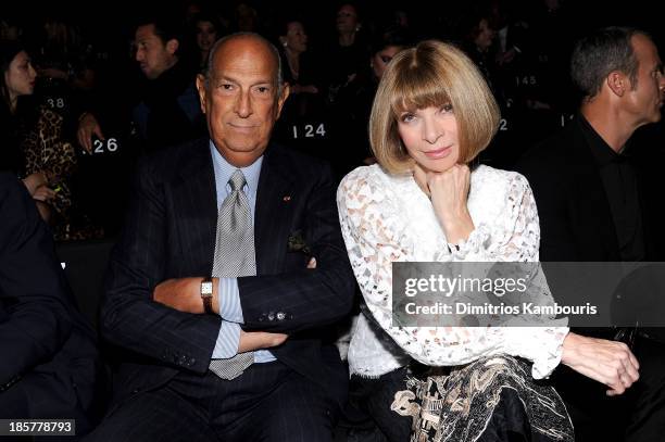 Designer Oscar de la Renta and Anna Wintour attend Giorgio Armani One Night Only NYC at SuperPier on October 24, 2013 in New York City.