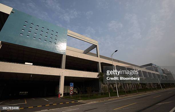 Logistics center stands at China Pilot Free Trade Zone's Pudong free trade zone in Shanghai, China, on Thursday, Oct. 24, 2013. The area is a testing...