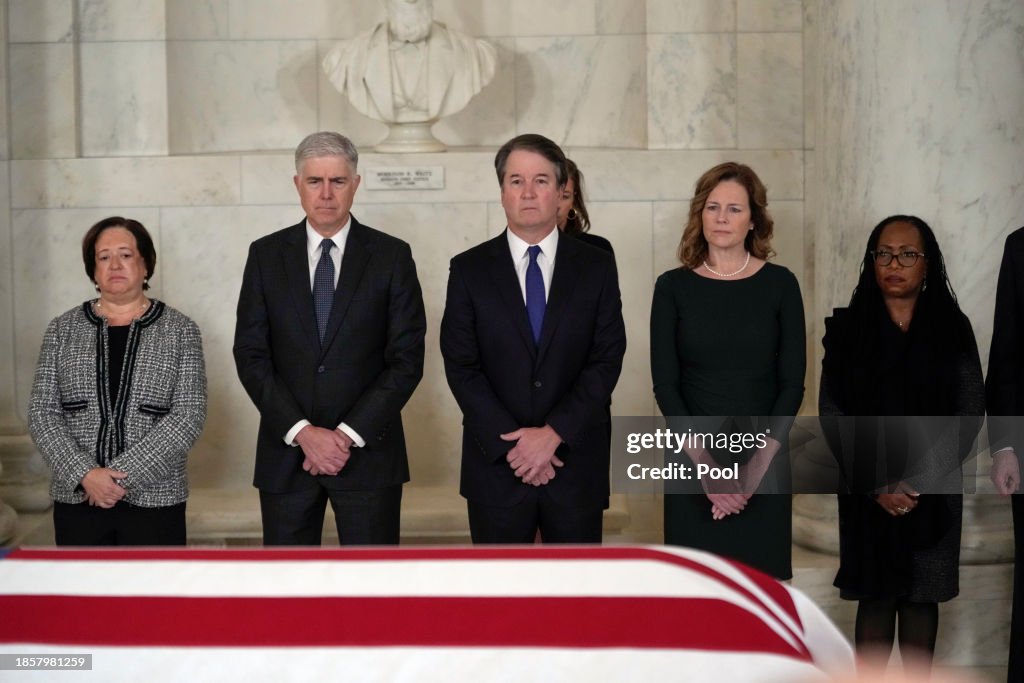 Late Justice Sandra Day O'Connor Lies In Repose In Supreme Court's Great Hall