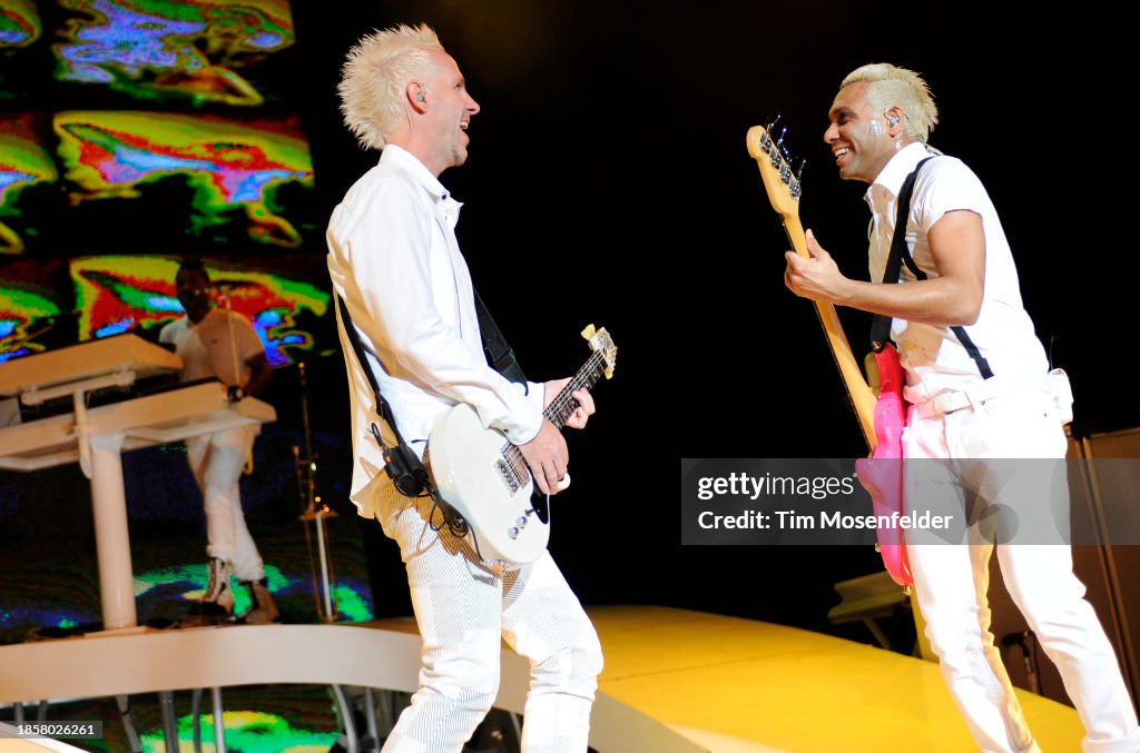 No Doubt In Concert - Concord CA 2009