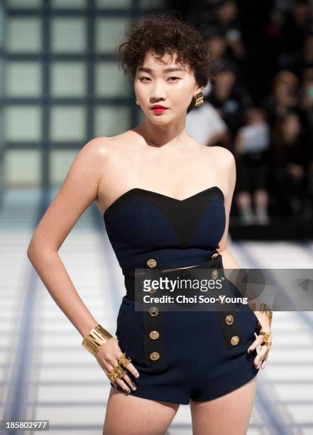 Jang Yoon-Ju walks the runway during the Jardin De Chouette show at Seoul Fashion Week 2014 S/S at Grand Hyatt Hotel on October 22, 2013 in Seoul,...