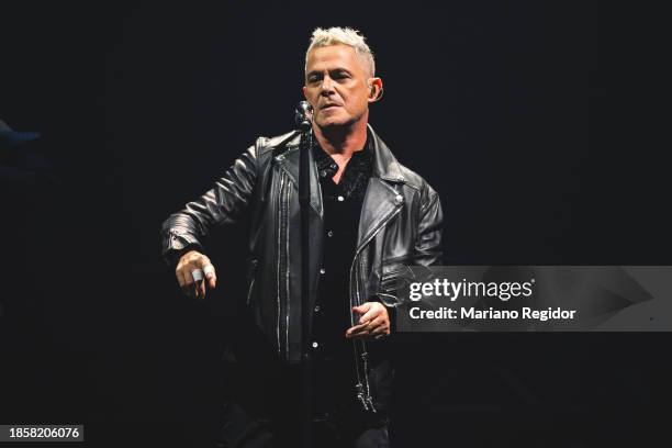 Alejandro Sanz performs on stage at WiZink Center on December 15, 2023 in Madrid, Spain.