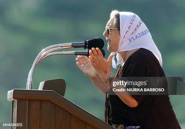 Heve De Bonafini, Argentine president of the Association of Mothers of the May Plaza, gives a discourse, 01 May 2000 in Havana. Heve De Bonafini,...